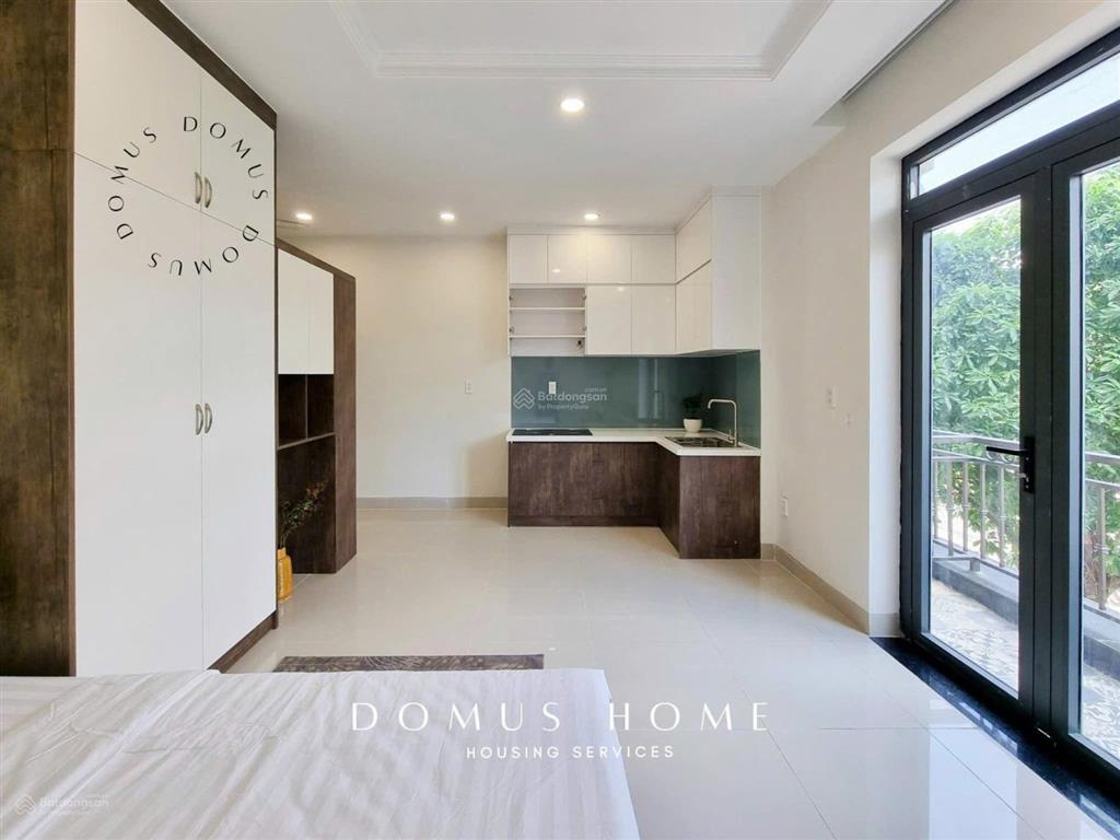 Studio fnt cao cấp ban công to riêng gần tdt  lotte  rmit  nttu cầu kênh tẻ dễ đi quận 4 quận 1