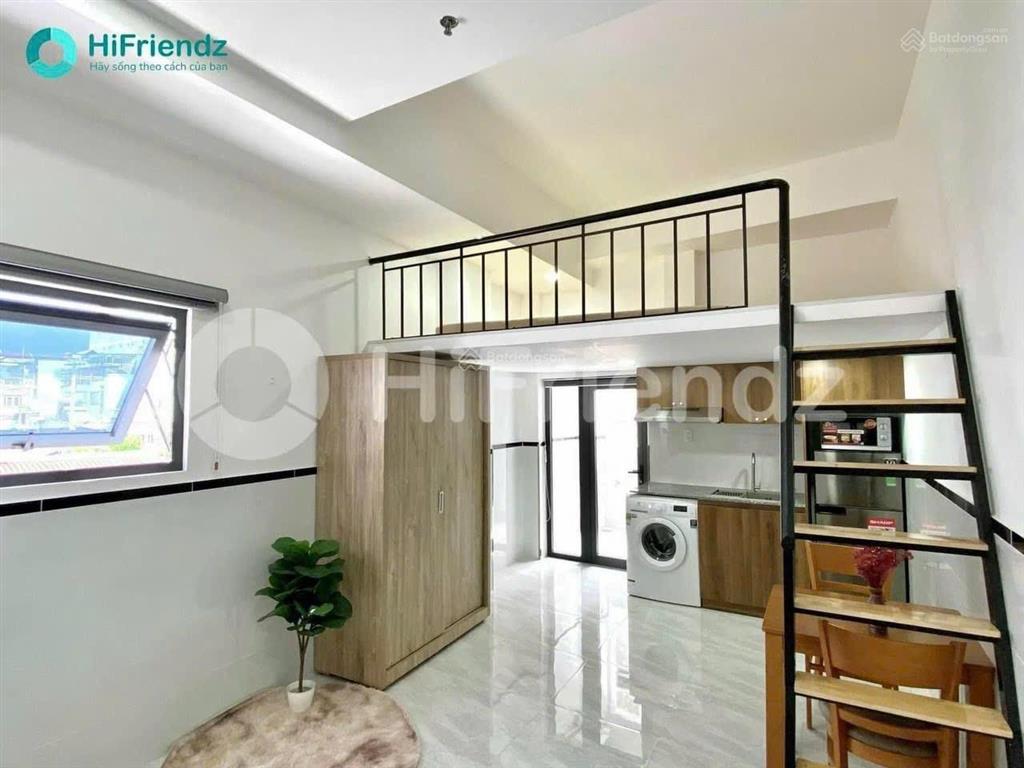 Cho thuê chdv fnt cao cấp gác cao mg riêng cửa sổ bancon to gần tdt  rmit  lotte dễ đi q4 q8