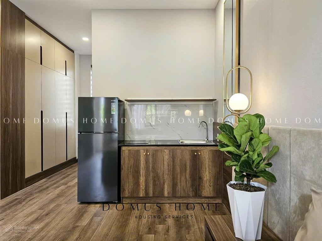 Cho thuê chdv mini bancon cửa sổ to fnt cao cấp mg riêng gần đh tdtrmitlotte dễ đi quận 4 quận 1