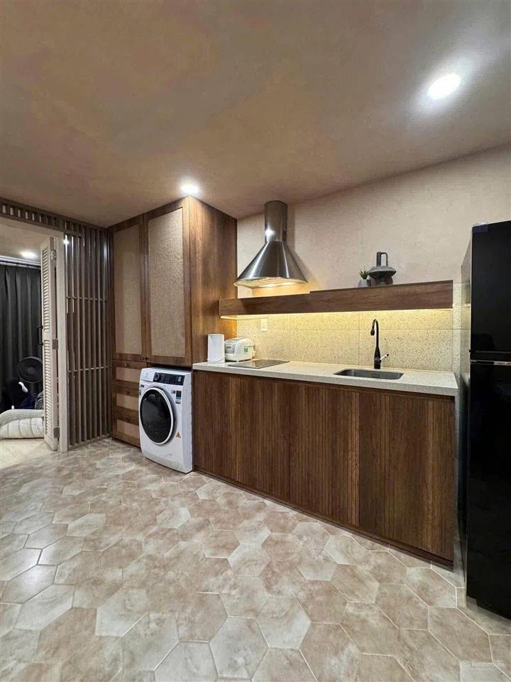 Siêu phẩm 1pn fnt cao cấp mg riêng bancon to gần tdtrmitlottenttu dễ đi quận 4 quận 1 quận 8