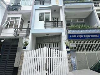 Hàng thơm giá rẻ nhà nguyễn tri phương, quận 10. giá 5 tỷ120/68m2.1trệt,3lầu. đang cho thuê 20tr/th