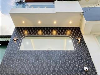 Về quê ở luôn bán nhà văn chung, tân bình. giá 3,86tỷ/80m2(5mx16m)3tầng, sân thượng. sổ hồng riêng