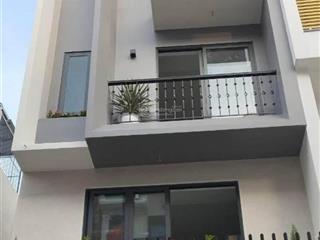 Ngộp cần bán gấp nhà bùi văn ba, quận 7. 52m2  1 trệt, lửng, 2 lầu. sổ chính chủ hoàn công đủ