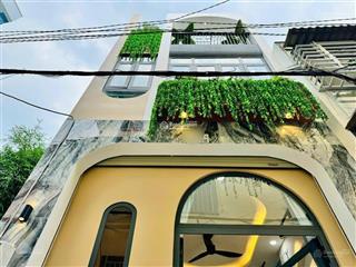 Ngộp vốn cần bán nhà phùng văn cung, phú nhuận. giá 4,33tỷ/70m2. 3tầng. sổ hồng riêng cc trong ngày