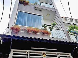 Bán nhà cho thuê 20triệu/tháng đ. bạch vân, quận 5. 67,5m2  5tầng. sổ hồng riêng hoàn công