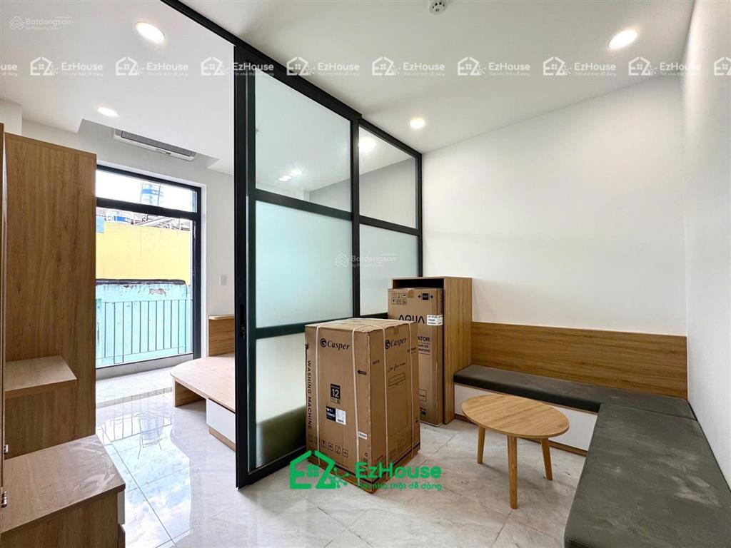 Căn hộ 1 pn ban công đầy đủ tiện nghi view máy bay