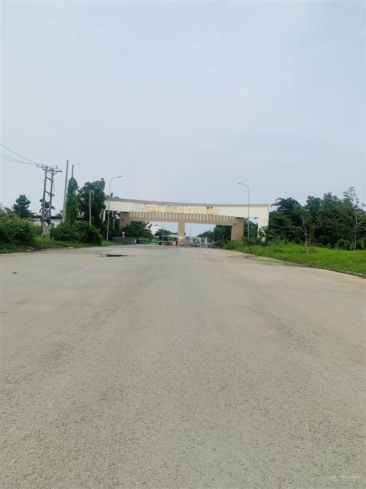 Cần bán lô nhà phố block b1 đối diện công viên, dự án star village