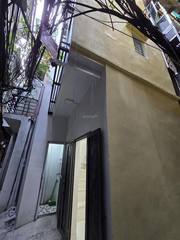 Bán nhà riêng lô góc 2 mặt thoáng giá hợp lý, tại tôn đức thắng, 2,4 tỷ, 15 m2, 2pn, 3wc