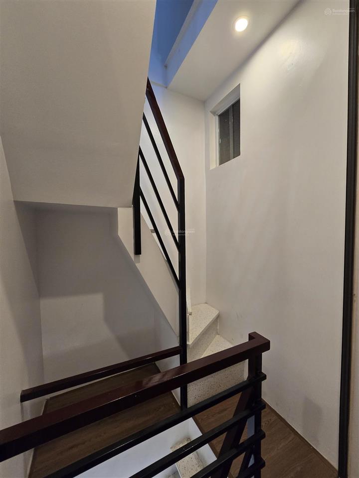 Bán nhà riêng lô góc 2 mặt thoáng giá hợp lý, tại tôn đức thắng, 2,4 tỷ, 15 m2, 2pn, 3wc