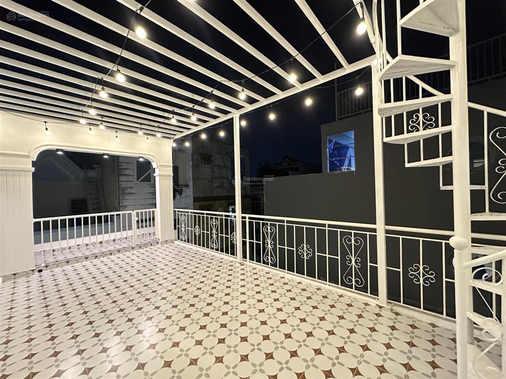 Nhà 50m2 nở hậu nhẹ đường phan xích long, phú nhuận