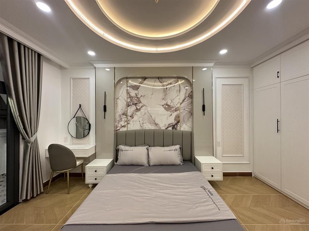 Nhà 50m2 nở hậu nhẹ đường phan xích long, phú nhuận