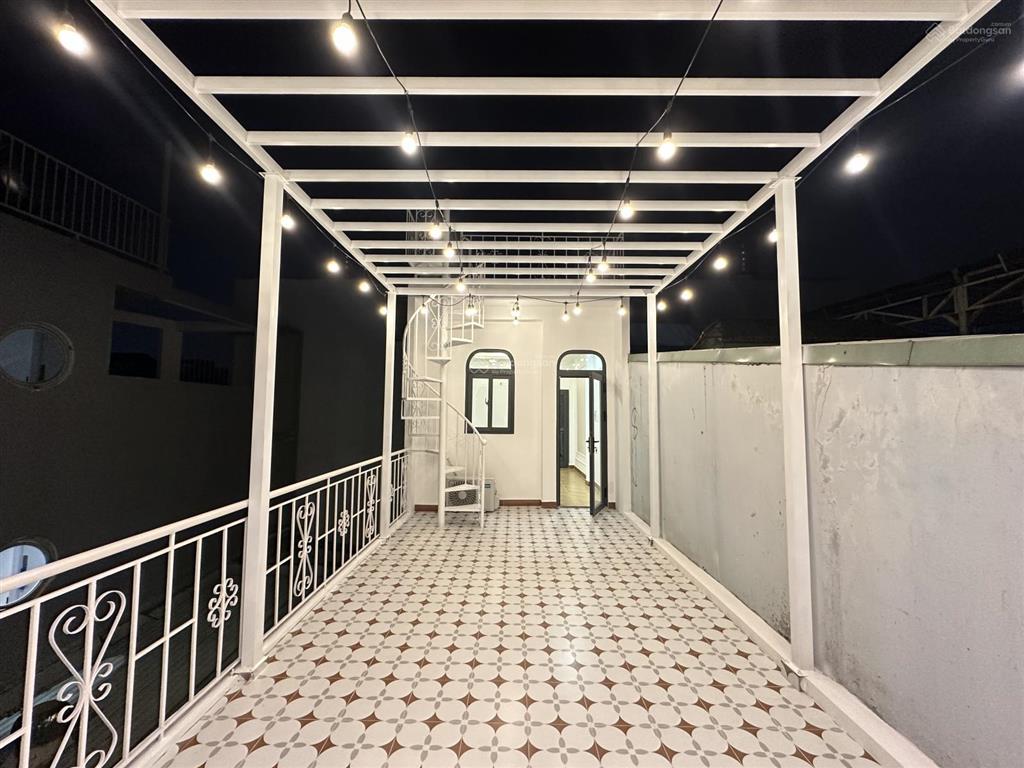 Nhà 50m2 nở hậu nhẹ đường phan xích long, phú nhuận