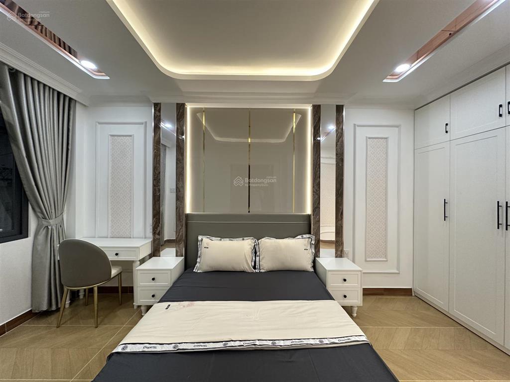 Nhà 50m2 nở hậu nhẹ đường phan xích long, phú nhuận