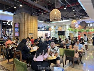 Cho thuê cửa hàng siêu hời tại nguyễn du  hai bà trưng .phù hợp kinh doanh nhà hàng cafe siêu thị