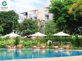 Vạn phúc city thủ đức bán gấp căn ngang 5m, có thang máy, sổ hồng. giá 18,5 tỷ.  0937 266 *** giang