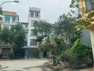 Chủ nhờ nhờ em ty bán nhà khu đấu giá kiến hưng, mặt đường lớn, vỉa hè, mặt phố kinh doanh sầm uất