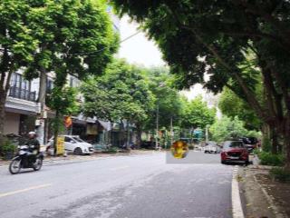 Chính chủ nhờ em ty bán đất khu đg, view thoáng trục chính, kinh doanh, giá tốt khu vực