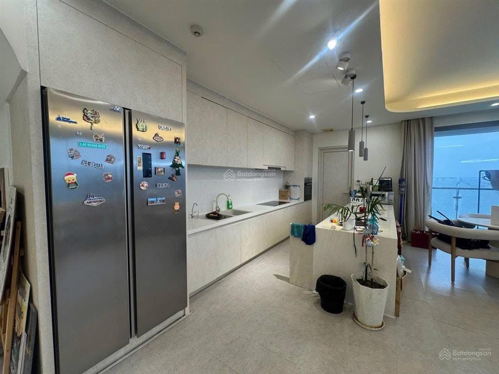 Hiếm/ full nội thất/ 3 pn view sông 18 tỷ tại đảo kim cương thoáng mát