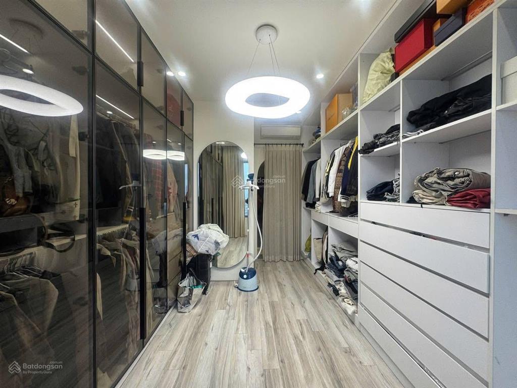 Hiếm/ full nội thất/ 3 pn view sông 18 tỷ tại đảo kim cương thoáng mát