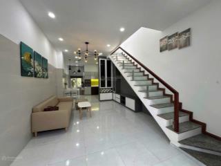 Bán nhà sau đại học nguyễn tất thành, dt 52m2/3ty4 sổ sẵn, mặt hẻm 4m đường vườn lài q12, chủ ngộp