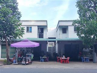 Bán dãy trọ dt 150m2, sát trường mỹ phước 2, trong kdc kết hợp kcn mỹ phước 2. sổ sẵn, full thổ cư