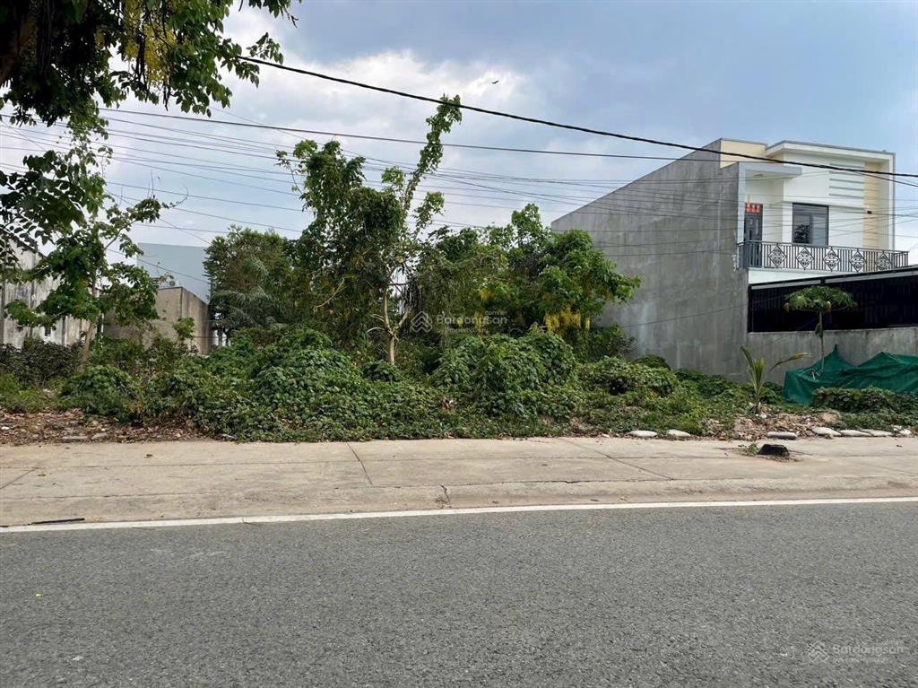 Sổ sẵn ra gấp lô đất dt 165m2 full thổ cư mặt tiền nhựa đường 92 khu tđc phú chánh c p. phú tân