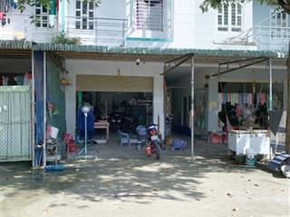 Cần ra gấp dãy trọ mặt tiền, dt 150m2, thu nhập tháng 8tr, sổ sẵn, cách ql13 chỉ 300m, full thổ cư