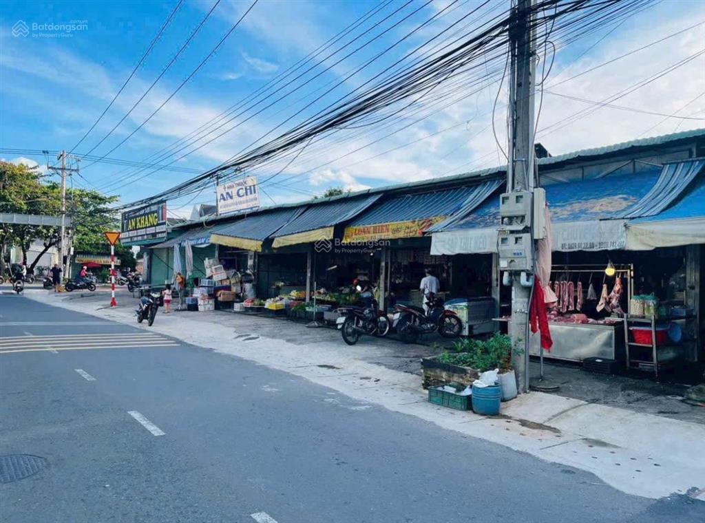 Bán đất mặt tiền kinh doanh đắc địa đường dx026, dt 150m2, sổ sẵn, có thổ cư. cách chợ phú mỹ 300m