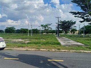 Chủ gửi lô đất kdc đức phát 3, lai uyên, bàu bàng. diện tích 76m2 full thổ cư, sổ sẵn, giảm sâu