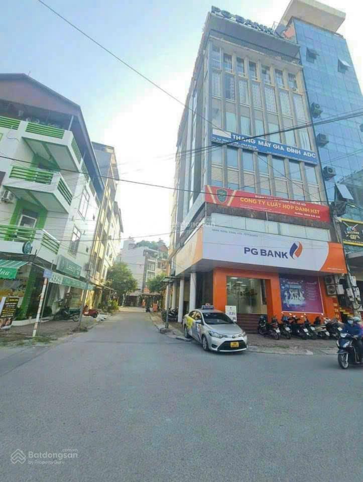 Nhà phố giá trong ngõ. căn nhà ngay giữa vành đai 3.5 & ql32. sẵn ở ngay