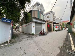 90m2,mt 5m,đg thông oto,minh khaihoài đứchà nội