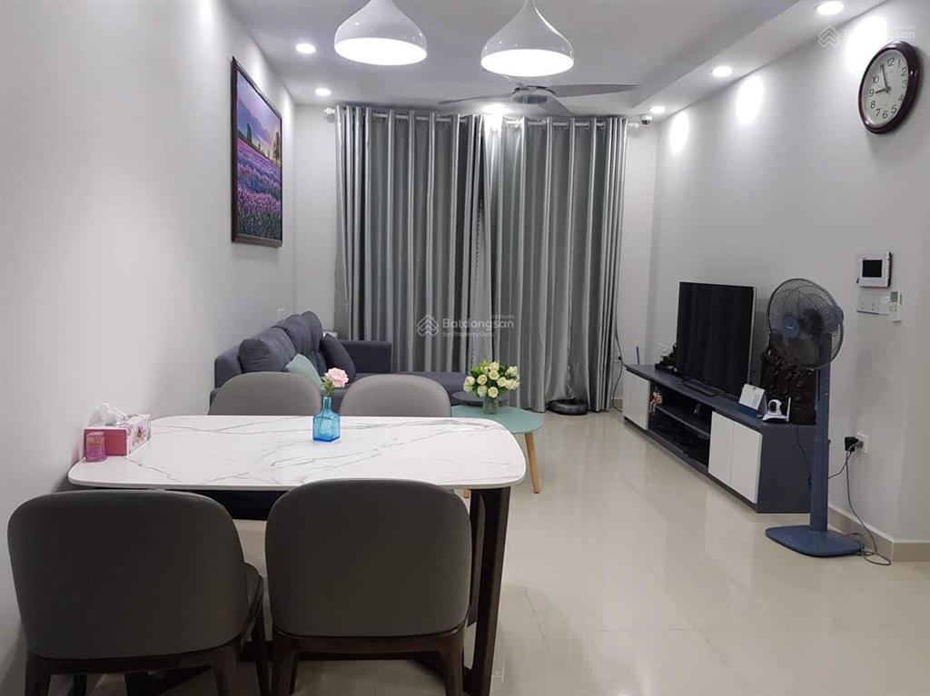 Bán căn hộ chung cư quang thái, tân phú giá 2,7 tỷ, sổ hồng ngân hàng hỗ trợ 70% 65m2, 2pn, 2wc