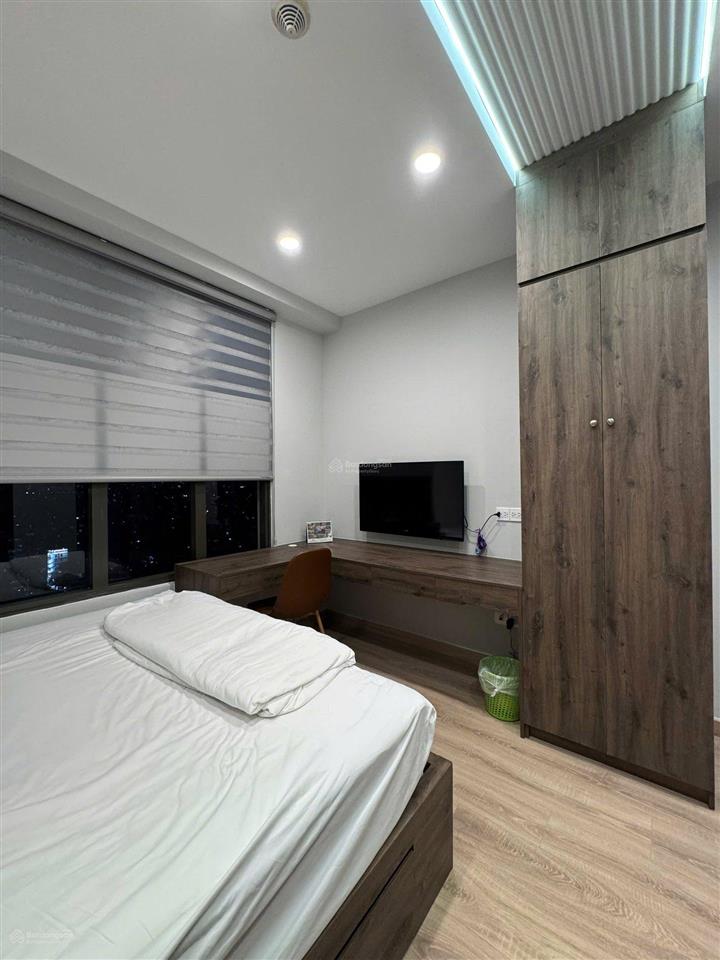 Cho thuê gấp cc the harmona, trương công định, giá chỉ11 triệu, 82m2, 2pn, 2wc nhà đep.