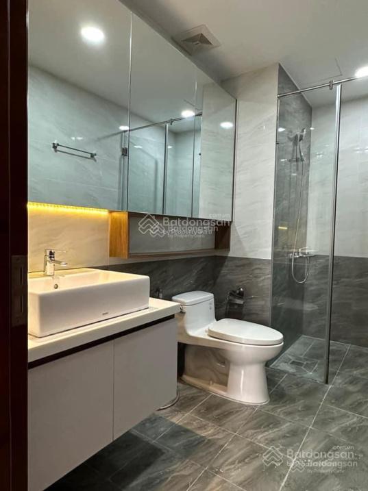 Cho thuê gấp cc the harmona, trương công định, giá chỉ11 triệu, 82m2, 2pn, 2wc nhà đep.