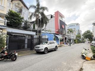 Cần bán gấp nền đất khu dân cư hiện hữu tại quận 7, mặt tiền đường số rộng 14m, sổ hồng thổ cư