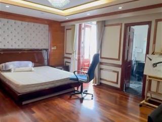 Bán căn hộ lô góc 201.5m² 5pn, full nội thất, đường thành thái, cầu giấy, giá 18.85 tỷ