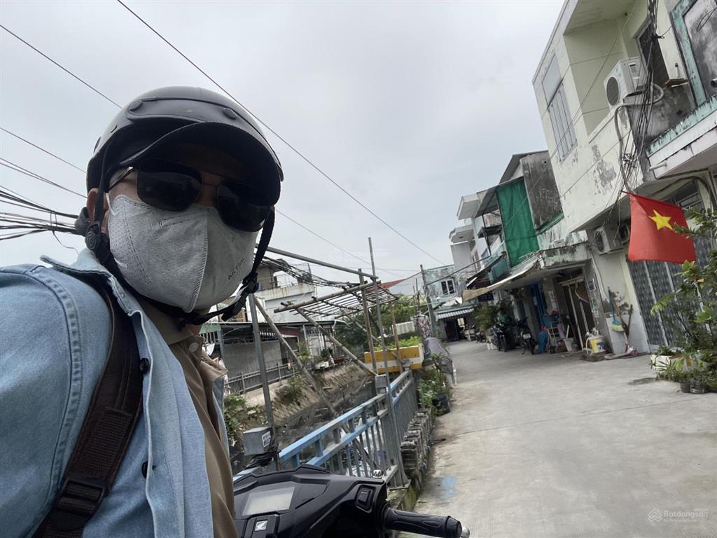 Nhà phố tại phạm hữu lầu  phước kiển (ngay cầu phước long). sổ hồng riêng. hoàn công đủ