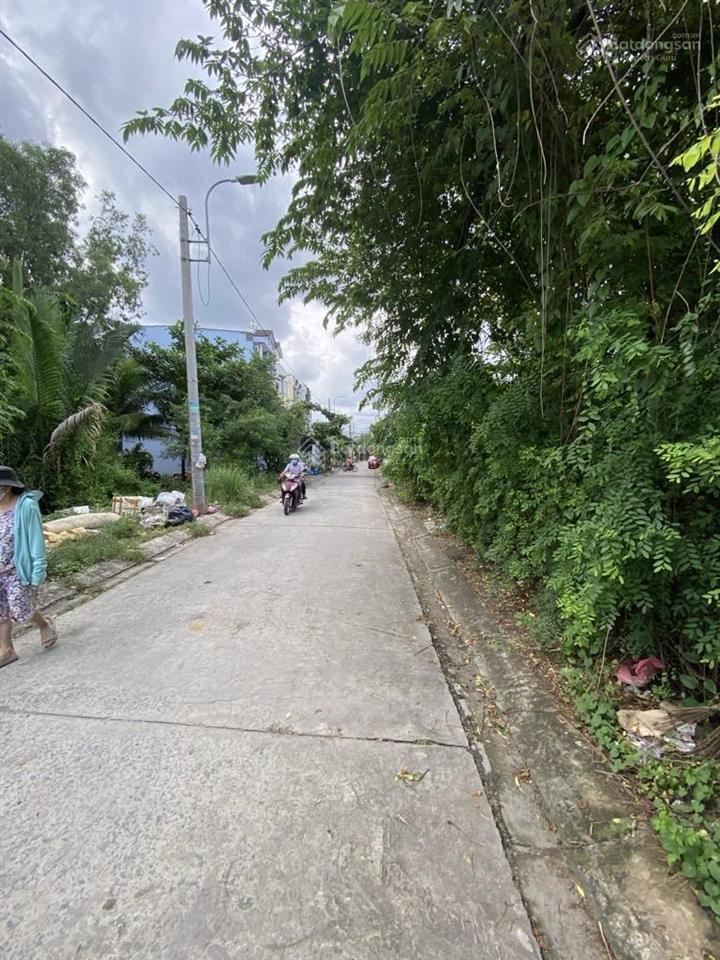 Nhà phố tại phạm hữu lầu  phước kiển (ngay cầu phước long). sổ hồng riêng. hoàn công đủ