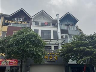 Tôi cần tìm khách thuê nhà khuất duy tiến mới đẹp 100m2 4 tầng, tiện ô tô xe tải, 28tr/th