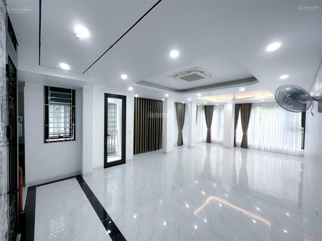 Cho thuê nhà trung yên  trung hòa 100m²x5 tầng  đường 4 làn ô tô  công viên trước nhà  35tr/th