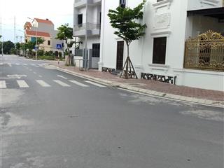 Bán đất phân lô vân tảo, 12,8 tỷ, 95 m2, giá siêu hời, view đẹp