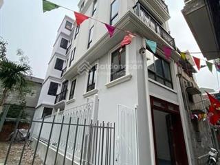 Cho thuê nhà nguyên căn phố sài đồng  ô tô đỗ gần  sát trường thcs sài đồng 3pn khép kín