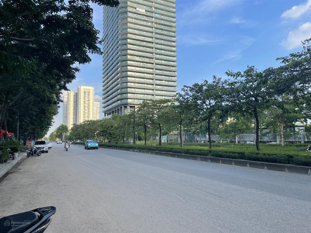 Mới ! mảnh đất mặt phố an dương vương 240m2, mt 12m , view sông , ô tô tránh   42 tỷ