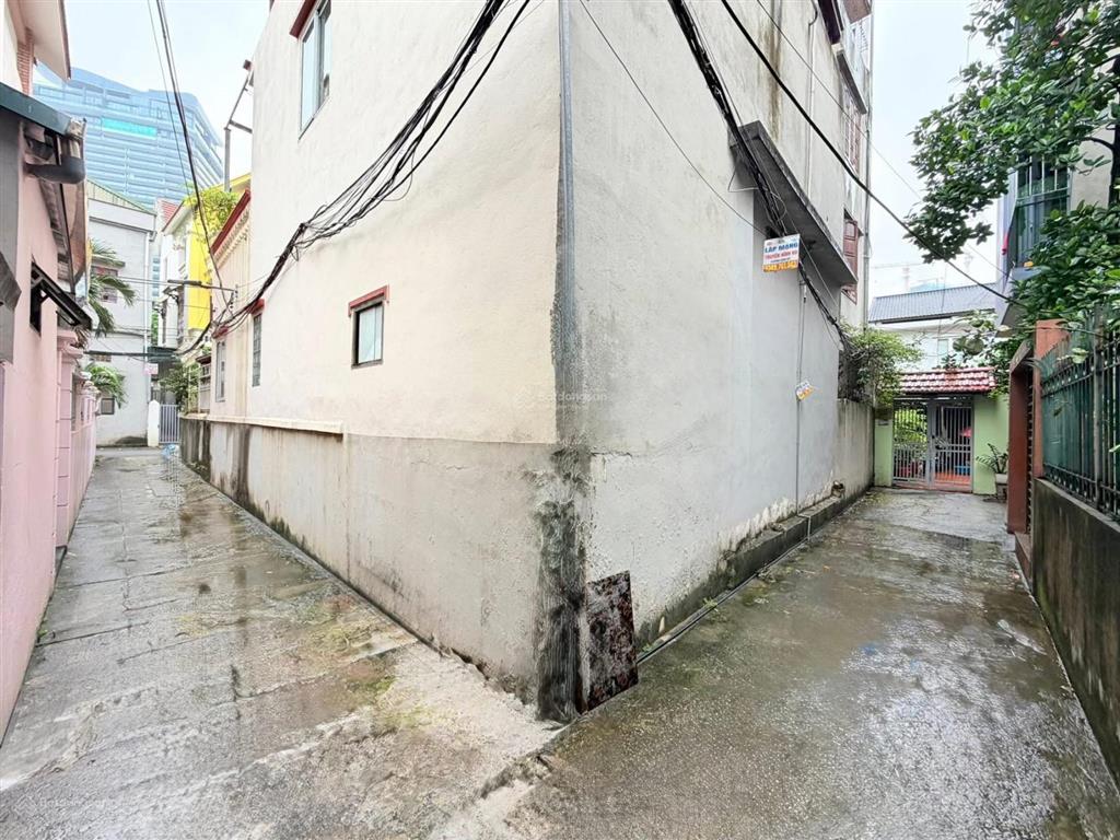 Biệt thự sân vườn  lô góc 3 mặt thoáng  ngõ thông  ô tô tránh  145m2, 2 tầng, mt 8m, 34.2 tỷ