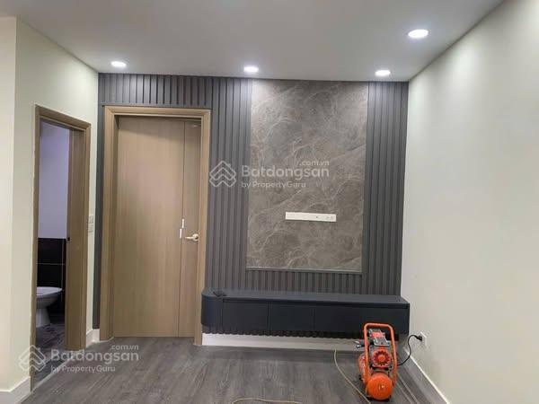 Chính chủ cần chuyển nhượng căn hh3 tầng trung 62m2 full nội thất