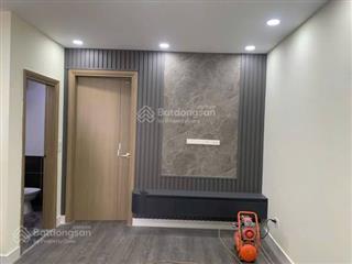 Chính chủ cần chuyển nhượng căn hh3 tầng trung 62m2 full nội thất