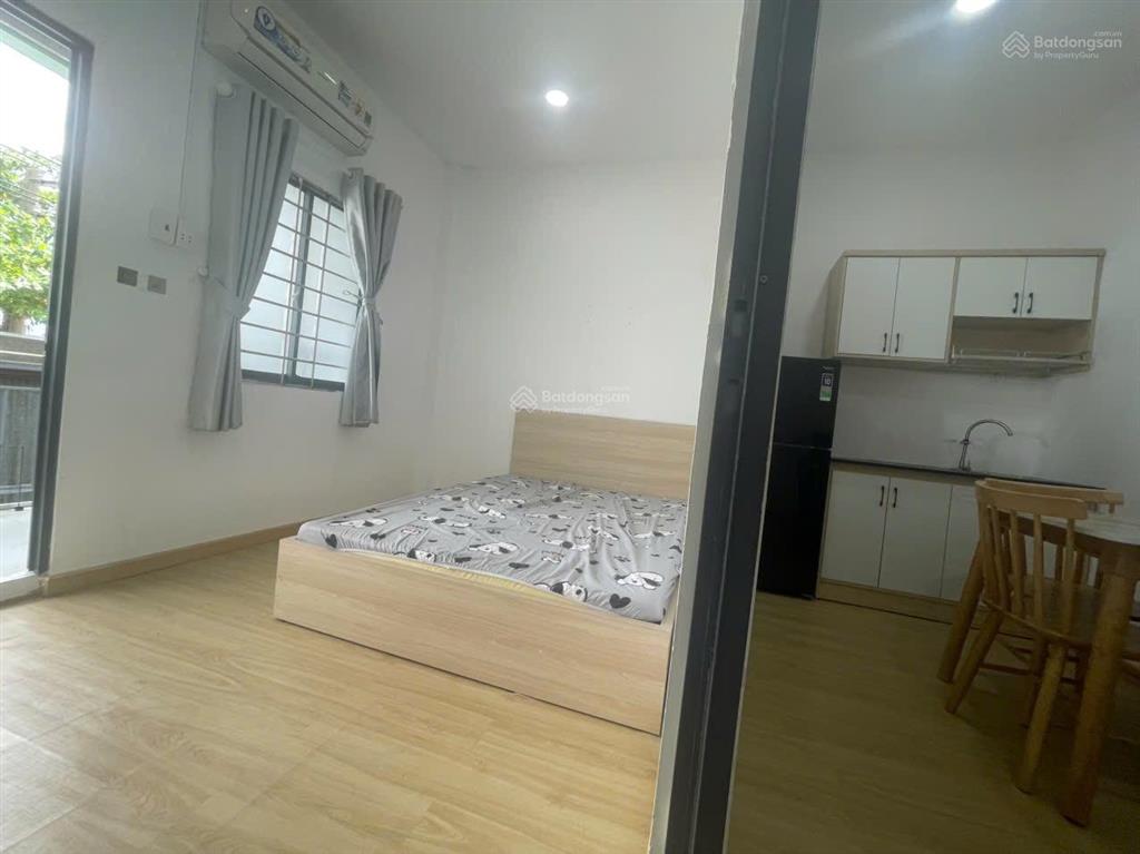 Thuê ngay 2 phòng ngủ 55m2 ban công lớn, full nội thất ngay nơ trang long, bình thạnh