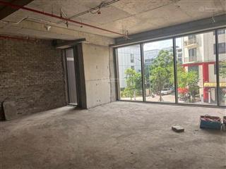 Bán gấp shophouse khối đế chung cư khai sơn city  long biên