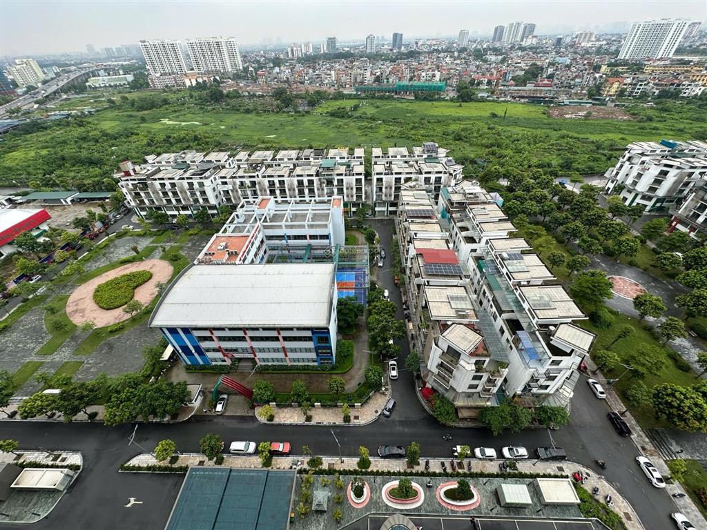 Bán gấp căn góc 3 phòng ngủ khai sơn  tầng view đẹp, căn không đối phòng rác