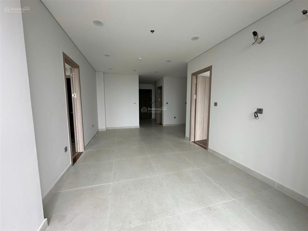 Bán gấp căn góc 3 phòng ngủ khai sơn  tầng view đẹp, căn không đối phòng rác